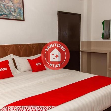 Oyo 89851 Leila Hotel SDK Dış mekan fotoğraf