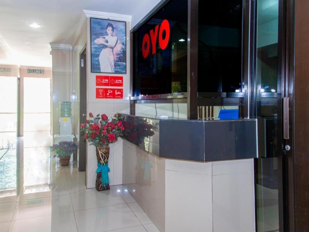 Oyo 89851 Leila Hotel SDK Dış mekan fotoğraf