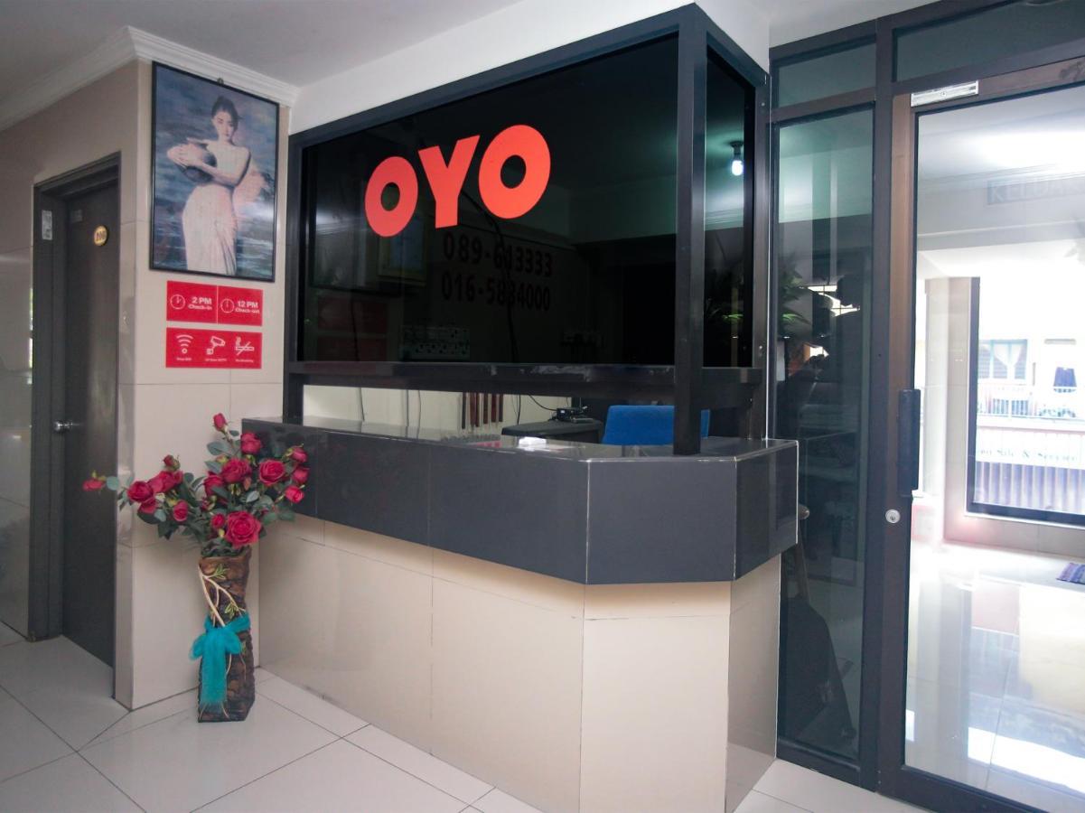 Oyo 89851 Leila Hotel SDK Dış mekan fotoğraf
